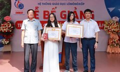 Một trường học ở Hà Nội thưởng 3 chỉ vàng cho học sinh tiêu biểu