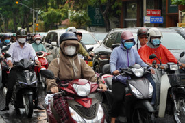 Dự báo thời tiết TP.HCM hôm nay 24/5: Nắng nóng, nền nhiệt cao nhất 35 độ C