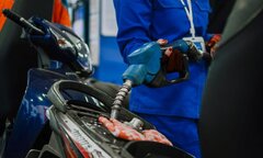 Giá xăng dầu hôm nay 27/5: Hồi phục nhẹ nhưng khó bứt phá