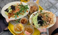 7 địa chỉ bán bánh tráng trộn ăn là ghiền ở Nha Trang