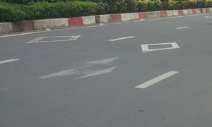 Vạch kẻ đường hình con thoi mang ý nghĩa gì? 