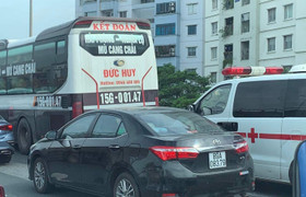 Ô tô không nhường đường cho xe ưu tiên bị phạt bao nhiêu tiền?