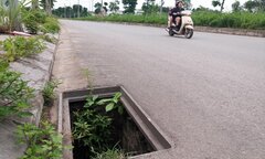 Một km đường 47 cống mất nắp, giăng bẫy người dân