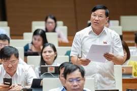 Trực tiếp: Quốc hội tiếp tục thảo luận về tình hình kinh tế - xã hội