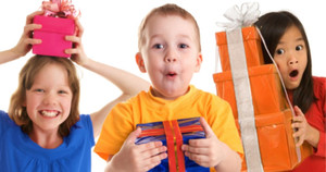 Chọn quà tặng cho bé Ngày Quốc tế Thiếu nhi 1/6