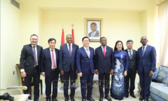 Trưởng ban Tuyên giáo Trung ương thăm, làm việc tại Angola