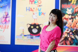 Hương Tươi 'Gặp nhau cuối tuần' kể thời bịt mặt, trèo qua hàng rào trốn khán giả