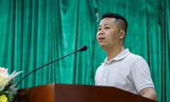 Khen thưởng người hùng phá lan can, cõng 2 cô gái thoát khỏi đám cháy ở Hà Nội