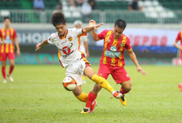 Cận cảnh trọng tài gây tranh cãi, bị tố 'cướp bàn thắng' của HAGL