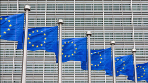 EU muốn áp thuế mạnh hơn lên Nga