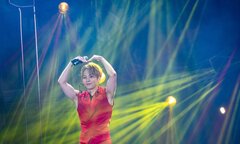 Idol XIUMIN cùng 100.000 khán giả bùng nổ trong đêm nhạc tại 'đảo thiên đường' Vũ Yên