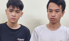 Bắt giữ 2 kẻ cướp điện thoại của cô gái trẻ trên cầu Đông Trù