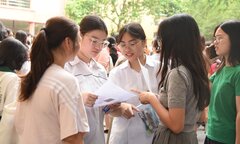 Đề thi Toán vòng 1 vào lớp 10 trường chuyên Khoa học Tự nhiên