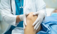 Vì sao vết thương ở người cao tuổi chậm lành?