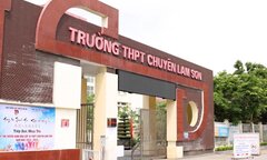 Một thí sinh thi chuyên Lam Sơn phúc khảo từ 1 lên 9 điểm, các bạn khác thì sao?