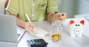 Chồng mắng tiêu gì hết 25-30 triệu đồng/tháng, nghi tôi mang tiền về nhà ngoại