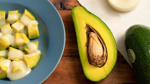 Lý do bạn nên ăn bơ 3-4 lần mỗi tuần