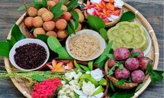 Những loại quả được đặt trên mâm cúng Tết Đoan ngọ
