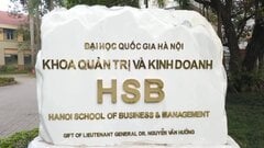 Rút quy định không tuyển thí sinh thấp sau khi Bộ GD&ĐT 'tuýt còi'
