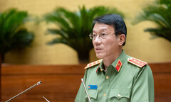 Bộ trưởng Công an Lương Tam Quang trình dự án Luật Phòng, chống mua bán người