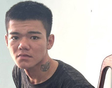 Mượn xe của bạn rồi mang đi cầm cố, rao bán 