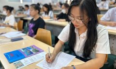 ĐH Quốc gia TP.HCM công bố điểm thi đánh giá năng lực đợt 2, thừa nhận đề có lỗi