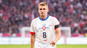 Ngã xe đạp, cầu thủ mất suất dự EURO 2024 