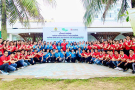 Gần 1.000 CBNV SeABank làm sạch bờ biển tại 11 tỉnh thành