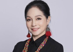 'Phù thủy' đào tạo nhiều ngôi sao ca nhạc nhất Việt Nam ngồi ghế nóng