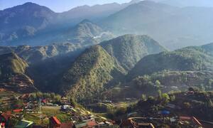 Hè này, về ngôi làng 'Sapa thu nhỏ' ngắm ruộng bậc thang mùa nước đổ đẹp mơ màng