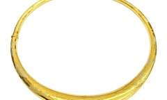 Kiềng vàng ta giá bao nhiêu 1 chỉ?