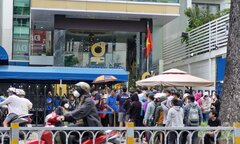 ‘Mua hộ vàng tiềm ẩn rủi ro, vi phạm pháp luật về đầu cơ, làm giá’