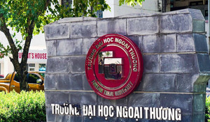 Điểm chuẩn xét tuyển sớm vào trường Đại học Ngoại thương cán mốc 30 điểm