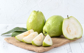 Điều gì sẽ xảy ra nếu mỗi ngày ăn một quả ổi?