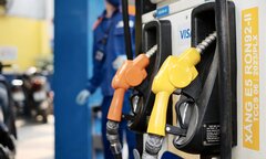 Giá xăng dầu hôm nay 15/6: Giảm nhẹ