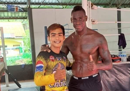 Balotelli sang Thái Lan học Muay Thái
