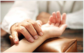 Mẹ chồng đột nhiên tốt bất thường, con dâu tức điên khi phát hiện sự thật