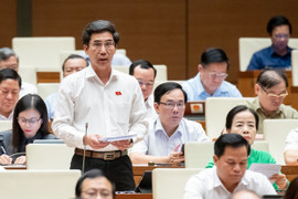 Quốc hội thảo luận về dự án đầu tư xây dựng đường cao tốc Bắc-Nam