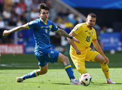 Thắng đậm Ukraine, Romania đạt thành tích 24 năm mới lặp lại