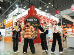 Tương ớt Chin-su Extremely Hot siêu cay hấp dẫn thực khách tại Seoul Food 2024