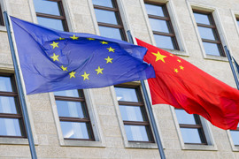 Cuộc chiến thương mại - 'Con dao hai lưỡi' với Trung Quốc và EU