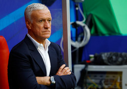 Mbappe vỡ mũi, đội tuyển Pháp chọn ai thay thế?