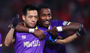 Kết quả V.League: Hà Nội FC hết hy vọng vô địch, HAGL thoát hiểm