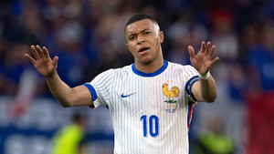 Hàng công tuyển Pháp kém nhất EURO 2024, chỉ chờ đối thủ phản lưới nhà