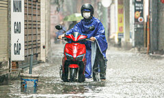 Dự báo thời tiết ngày mai 24/6: Mưa dông từ Bắc vào Nam, nhiều nơi mưa to