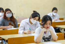 Thủ tướng: Không để học sinh phải bỏ thi tốt nghiệp THPT vì khó khăn kinh tế