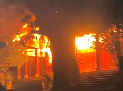 Hiện trường ngôi chùa nổi tiếng ở Huế bốc cháy trong đêm