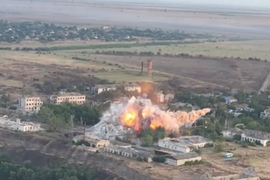 Nga thả 2 tấn bom phá hủy sở chỉ huy Ukraine