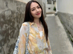 Nữ diễn viên phim 'Tiểu thời đại' hé lộ cứ ăn cơm là bị loét, nứt miệng