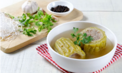 Điều gì sẽ xảy ra nếu ăn mướp đắng vào mùa hè?